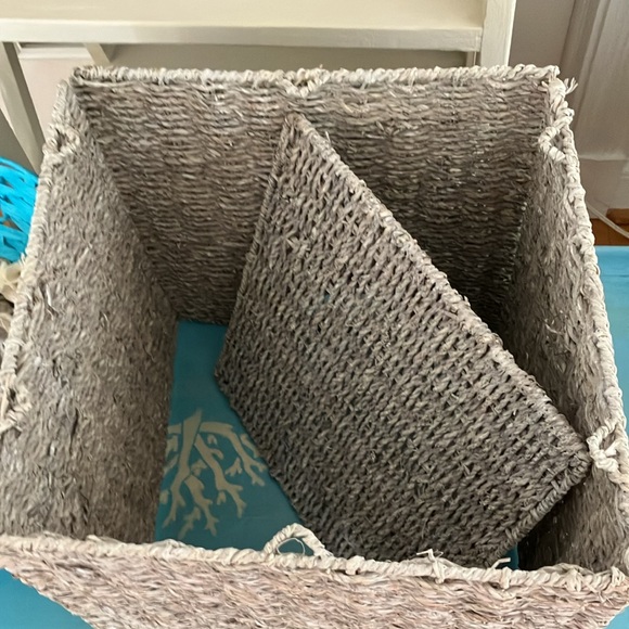 NIB Huntington Home Collapsible Sea Grass Basket, 13” x 13” x 13” - Picture 9 of 14